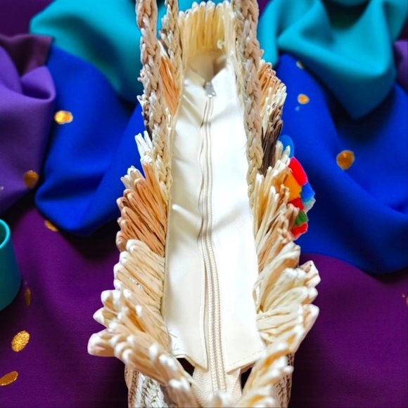 🆕️Boho Chic Straw Tote Bag Colorful Tassel Beach Bag Vacay Summer Fringe Woven - Picture 6 of 13